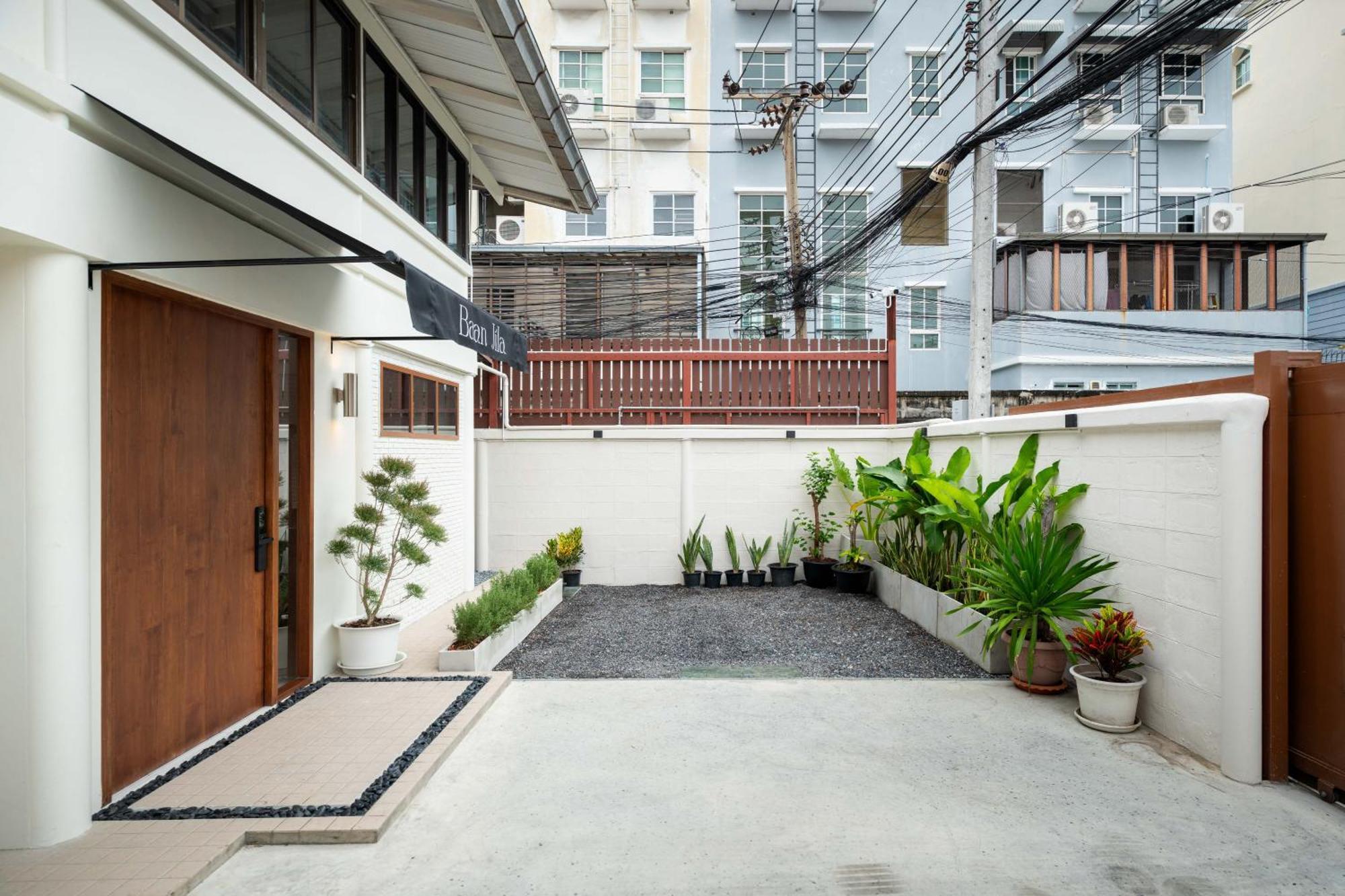 Baan Jila छुट्टी का घर Bangkok